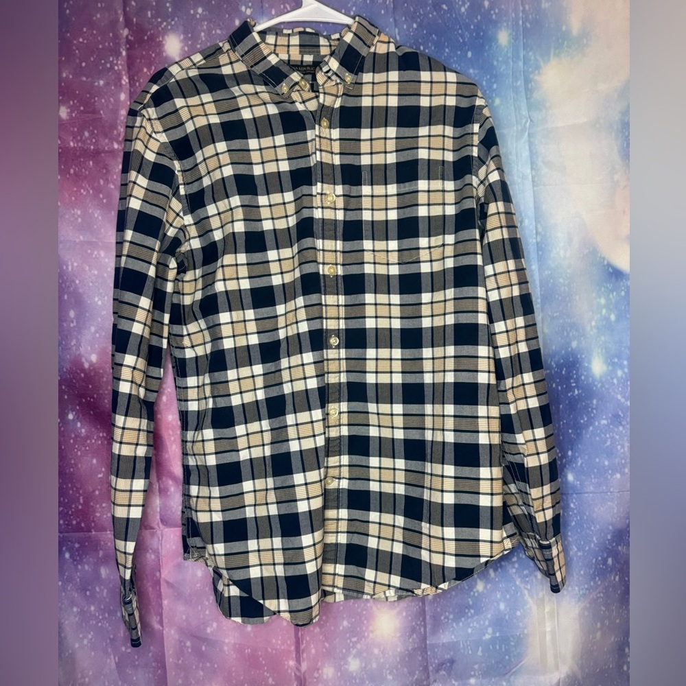 Men’s banana republic grant fit plaid button down shirt 🛍